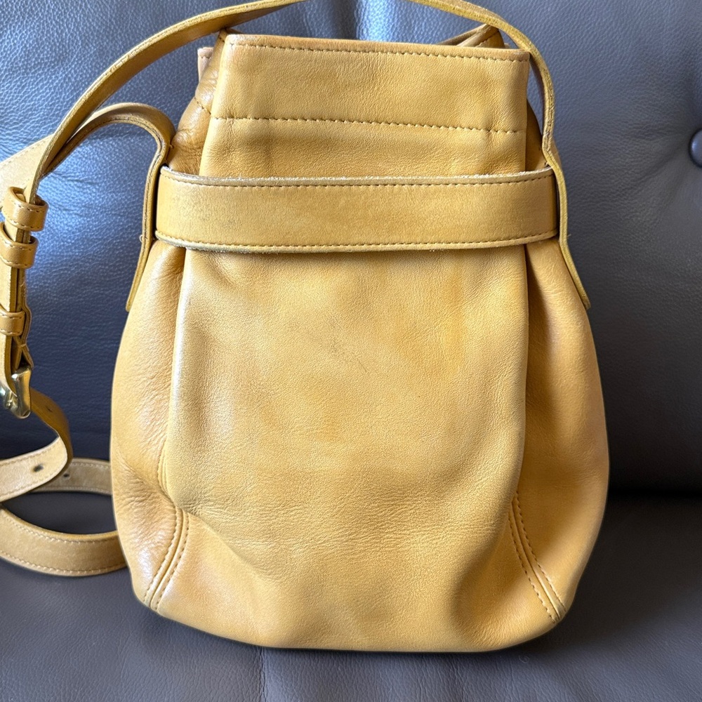 Vintage Coach SoHo Belted Pouch Bag Style # 4156 Yellow - Picture 3 of 16